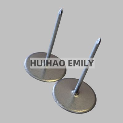 تُستخدم دبابيس الرأس النحاسية المطلية بالنحاس مقاس 30 مم لتثبيت مجرى الألياف الزجاجية.