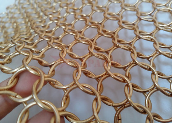 لون ذهبي Chainmail شبكة نسيج 1.5x15mm لتقسيم الغرفة